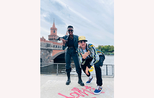 top cheri and ees Top Cheri and EES entertain Germany