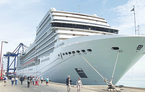 tourists 2 Returning to a transformed Walvis Bay