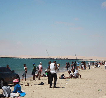 tourists Tourism sector bounces back