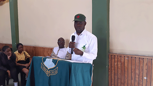 usakos Usakos boarders get seat at the table