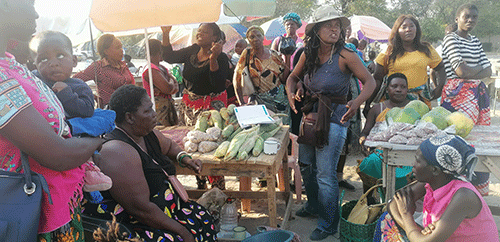 vendors City moves to calm tension with vendors