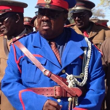 Kapuuo wa hitisa eningira mo Tjombanguriro oku nakaura ovitjitwa vio pendje no ma zeva