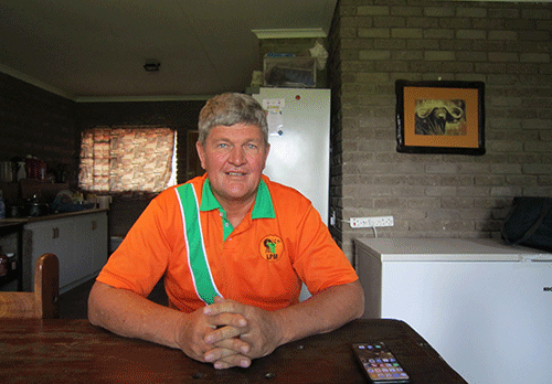 willem labuschagne Labuschagne takes aim at land policy