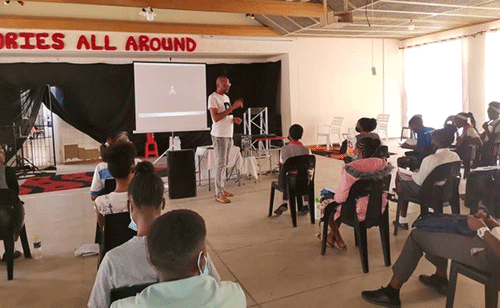 witbeen Popya with Leonard Witbeen – C-Drive project to help students achieve C symbols