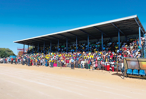 workers 2 Mbumba: Ovanailonga ova fimana