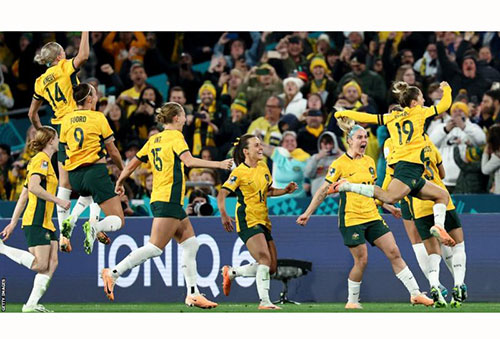 world cup 3 Australia, New Zealand win openers