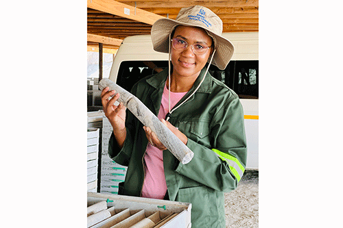 Career Talk:     Ndapandula Kaulikufwa, geologist at Rössing Uranium – Dare to dream, Namibian girl child 