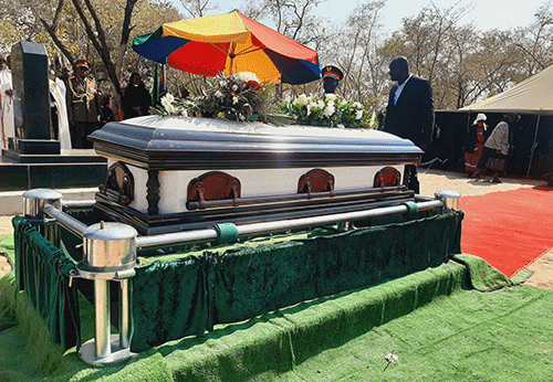 Hishongwa rests at Eenhana shrine