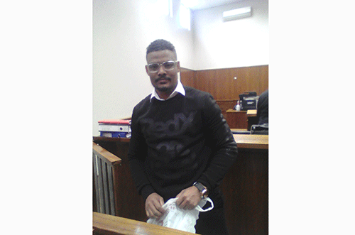 Defence lawyers grill cop in Kennedy case