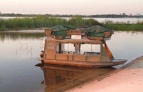 Govt to tar Etosha gravel roads