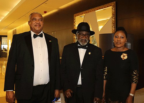 Nujoma bids farewell to Dos Santos