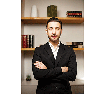 Avila: From salesman to lawyer