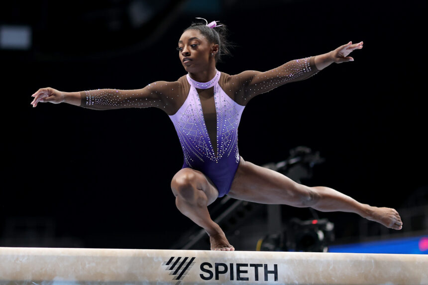 Biles Biles poised to reclaim Olympic throne after Tokyo tumult