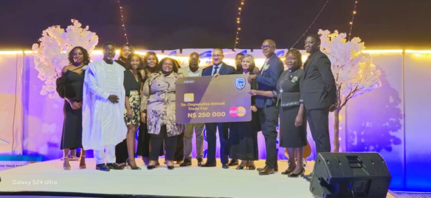 Gala dinner (002) Omithigululwakalo nehumokomeho nayi endele pamwe – Amupolo