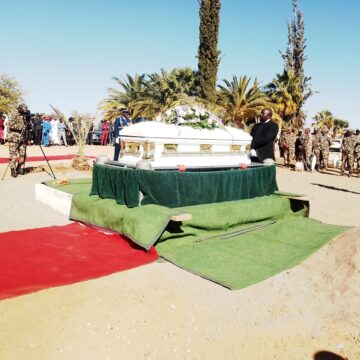 Exif_JPEG_420 Hanse-Himarwa immortalised