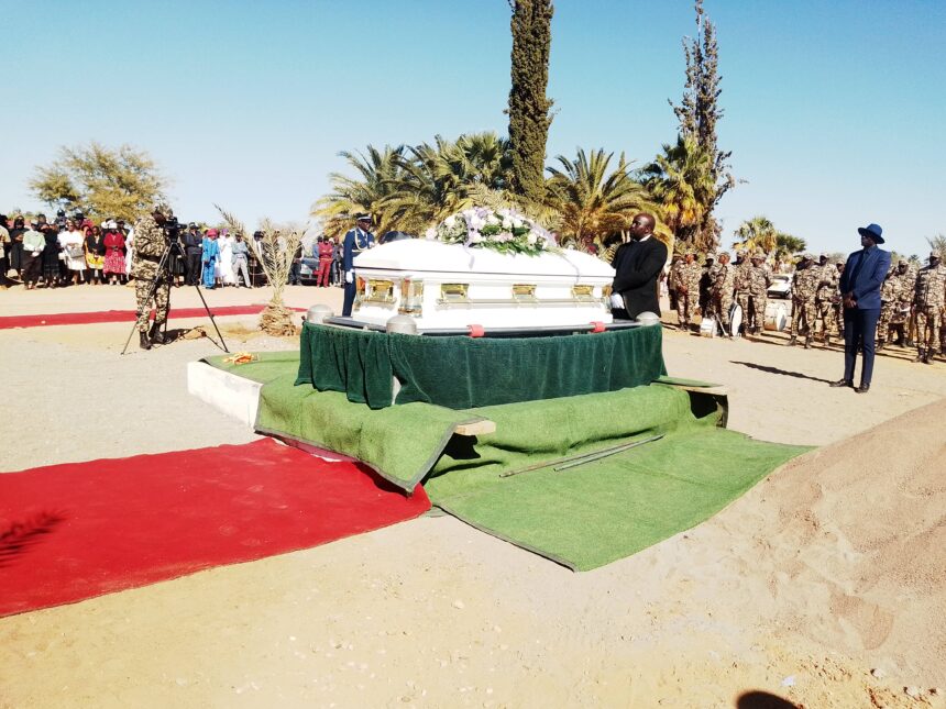 Exif_JPEG_420 Hanse-Himarwa immortalised