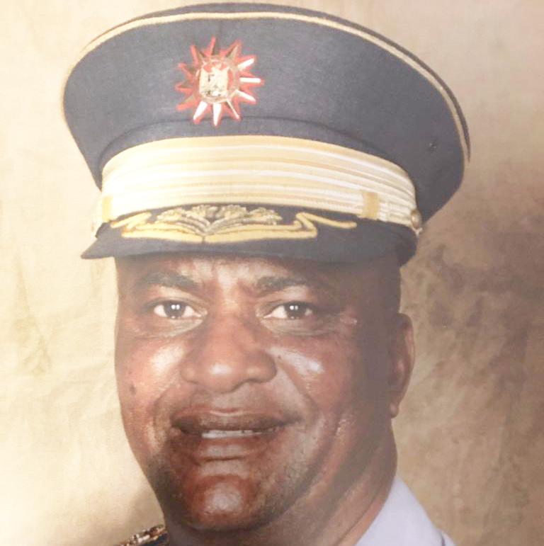 JB Tjivikua How to avoid a head-on collision LEFT-SIDE DRIVING!