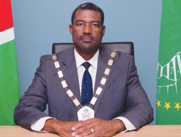 oniipa Okwiikuthila evi otaku piyaganeke ekoko lyOniipa