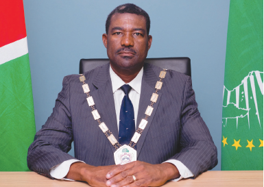 oniipa Okwiikuthila evi otaku piyaganeke ekoko lyOniipa