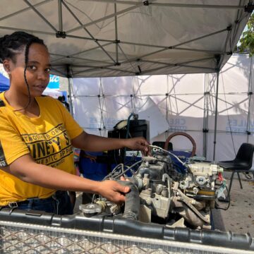 Automechanic 2 ‘No beauty in mechanics’ …breaking workshop stereotypes