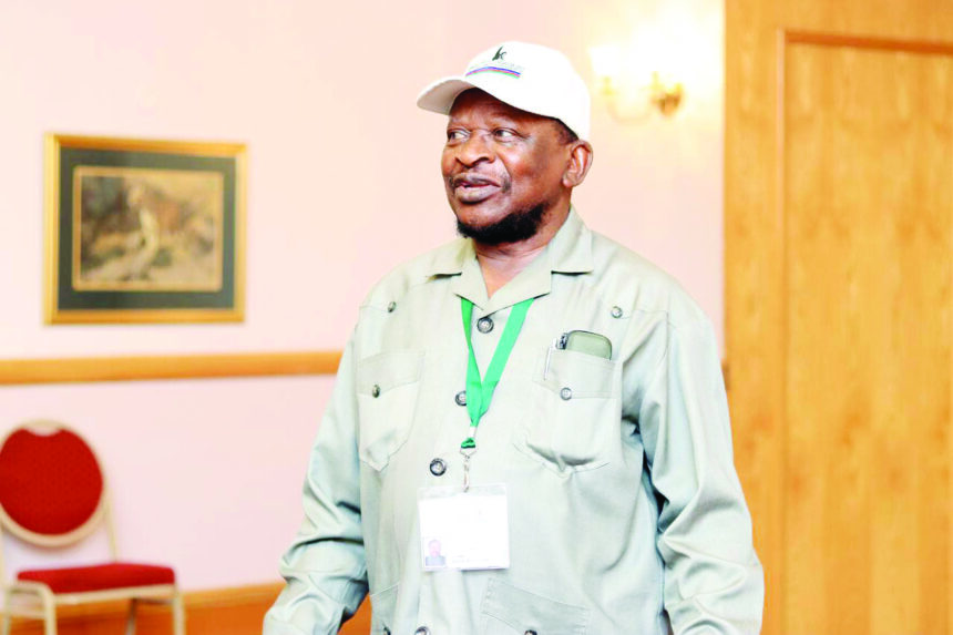 Ekandjo Ekandjo still searching for his bills