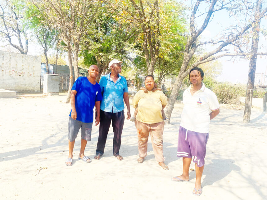 Etosha2 Otwa holekwa mEtosha – Ovahai//om tava ti