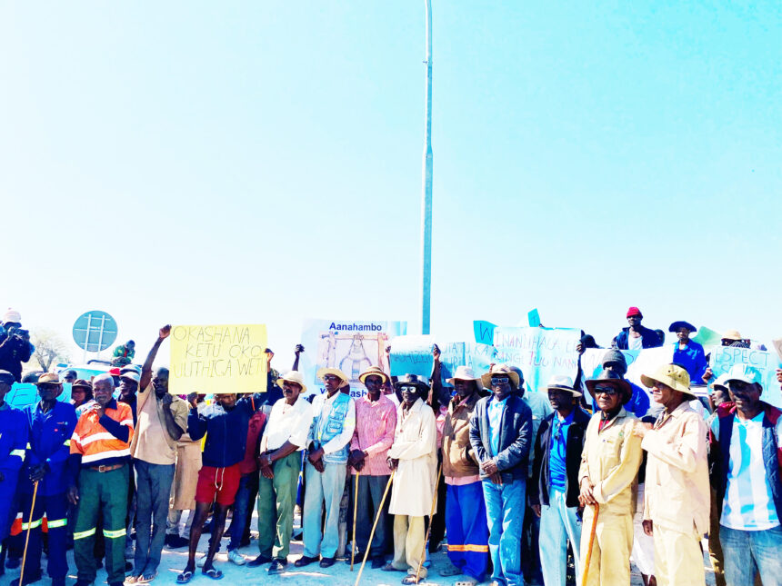 Protest Tu popileni mOndonga…Ovanahambo va hala epangelo le lidopa mo moshinina sheedalate kOkashana