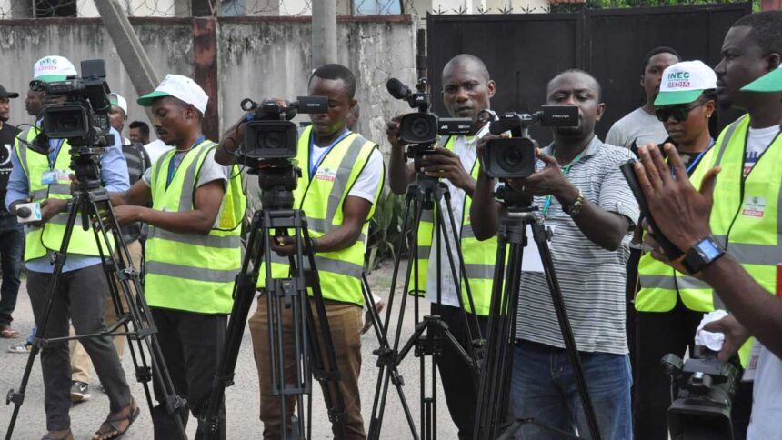 Uhappy journalits Ovatonateli vaNNN vati otava ngwadjaula ovatoolinghundana