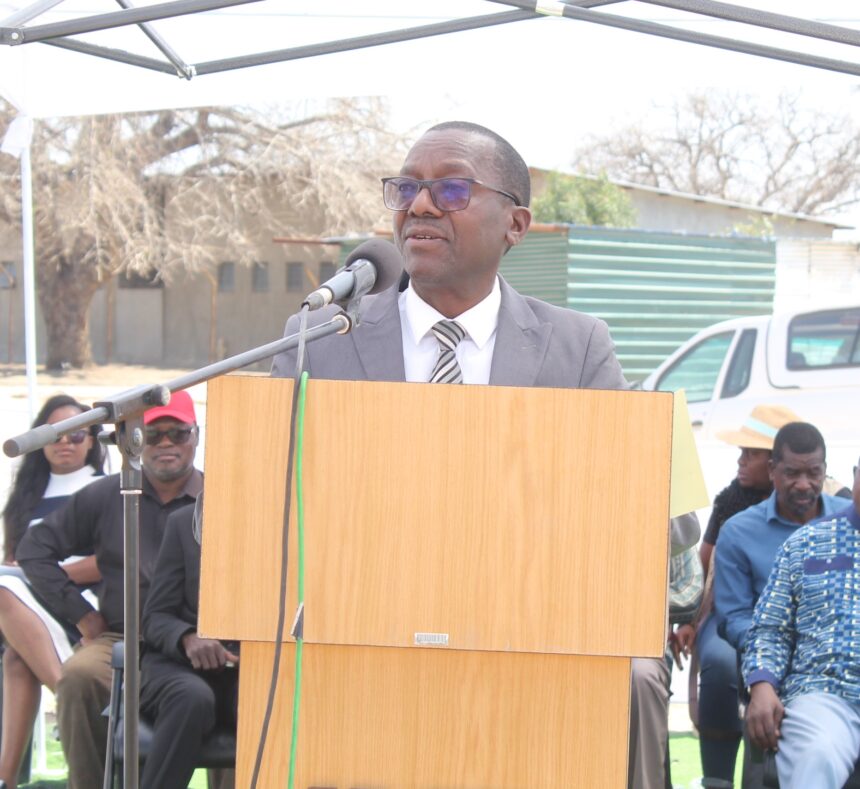 Uutoni Uutoni kuna kupandadeka Outapi asi doropa zina kumoneka nawa